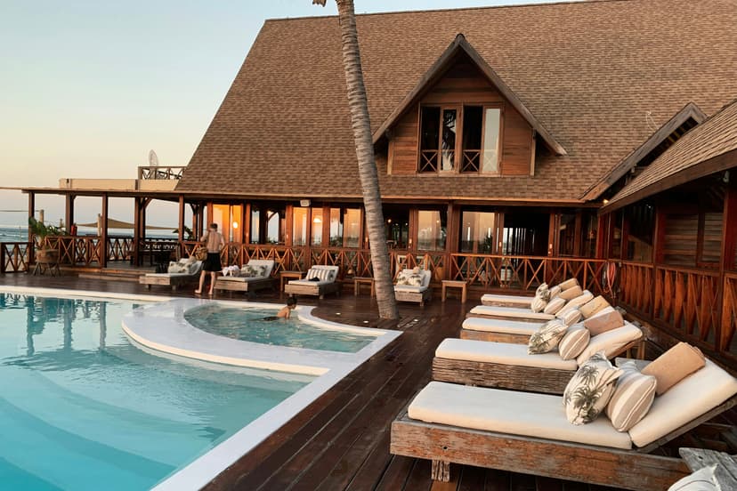 Club & Resort